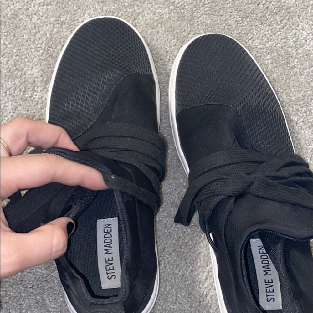Steve Madden Tennis Shoes